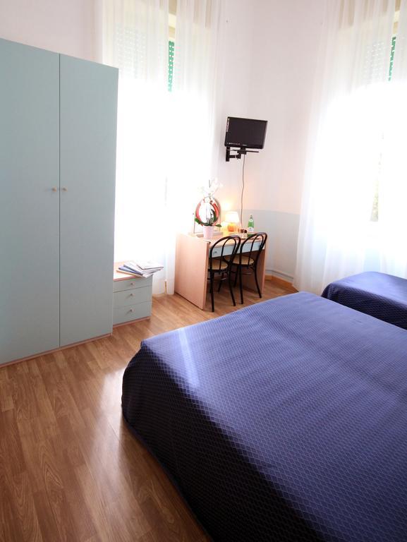 פורטה דיי מארמי Albergo Villa Gradita מראה חיצוני תמונה