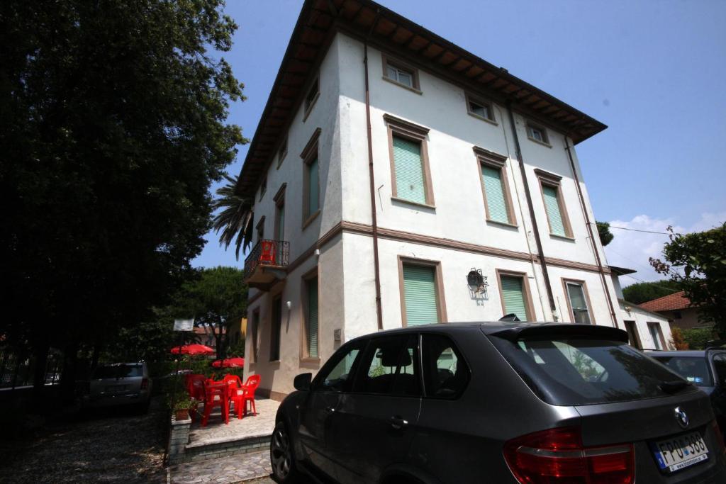 פורטה דיי מארמי Albergo Villa Gradita מראה חיצוני תמונה